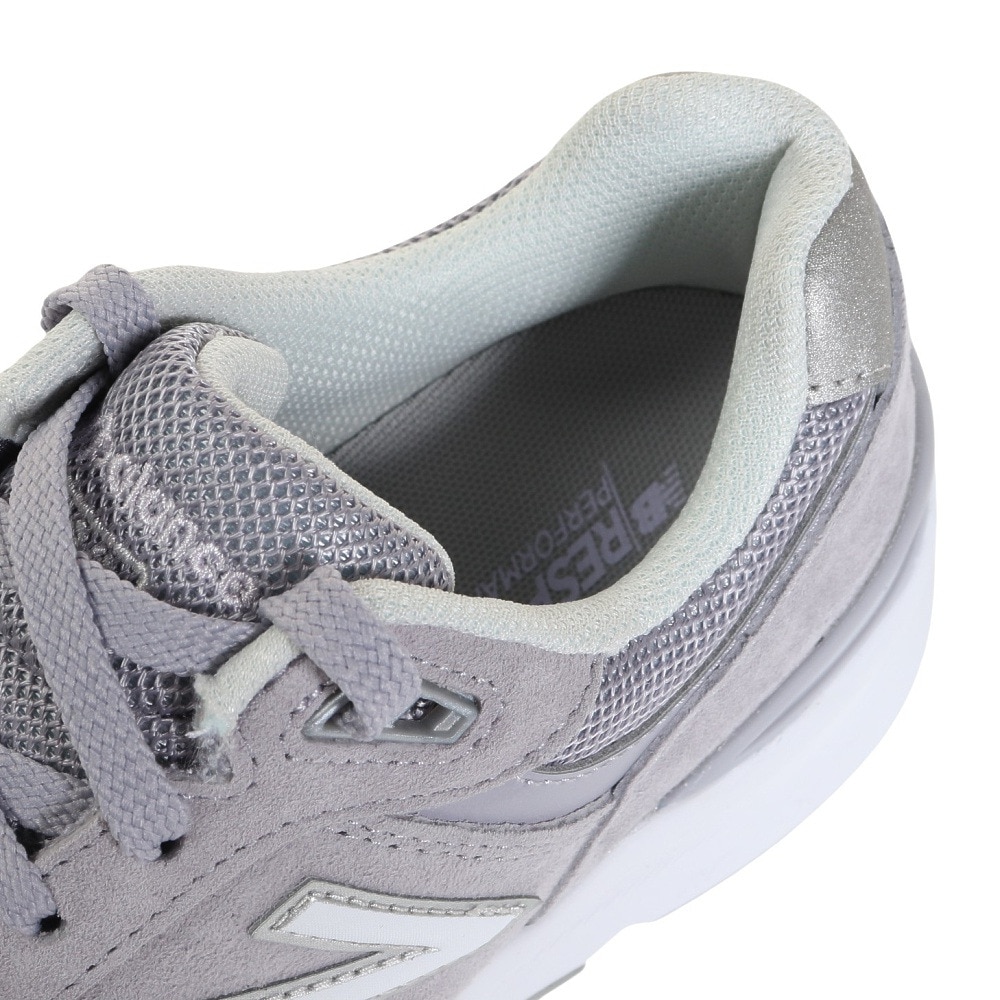 ニューバランス（new balance）（レディース）スニーカー グレー WW880 LG5 2E ウォーキングシューズ スポーツ 靴 カジュアル シンプル 通学 通勤 学生