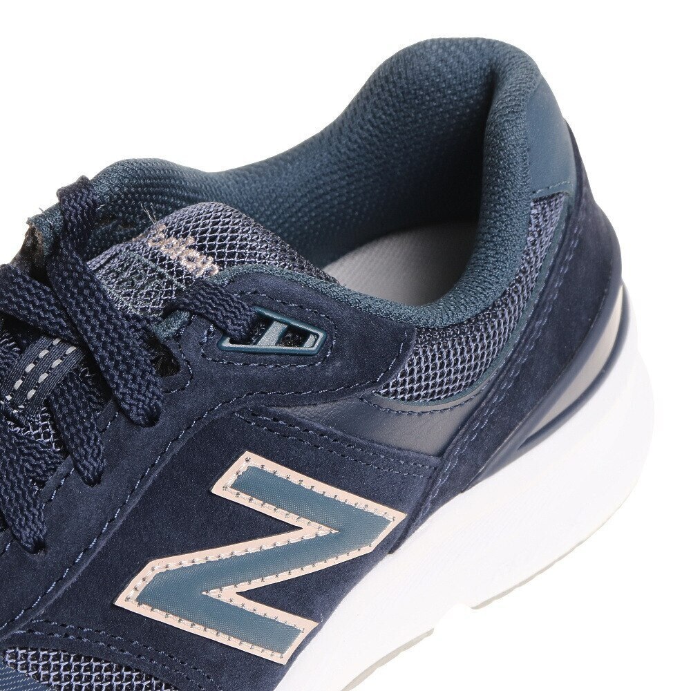 ニューバランス（new balance）（レディース）スニーカー WW880 NV5 2E ウォーキングシューズ スポーツ 靴 カジュアル シンプル 通学 通勤 学生