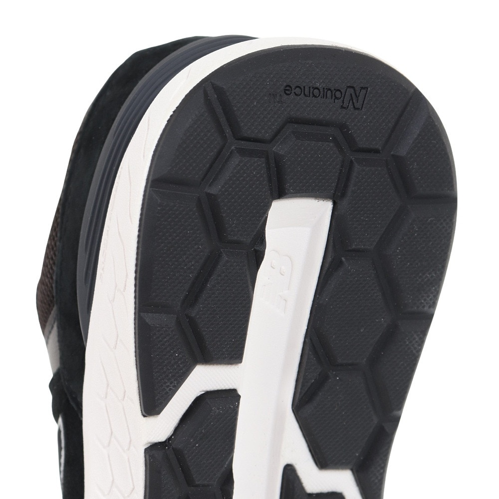 ニューバランス（new balance）（レディース）スニーカー ウォーキングフレッシュフォーム880v6 ブラック WW880BK62E 耐滑性 日常履きタウン 散歩 旅行