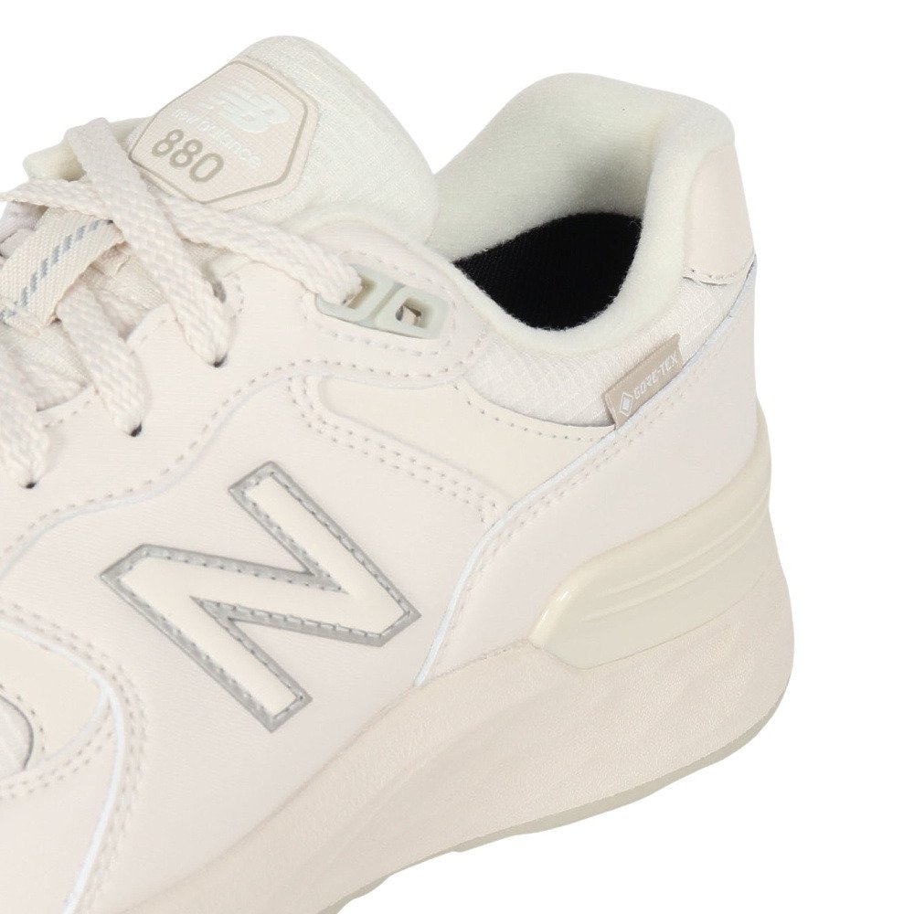 ニューバランス（new balance）（レディース）スニーカー ウォーキングシューズ ウォーキング フレッシュ フォーム X 880 v7  ベージュ U880G6UD 2E 防水