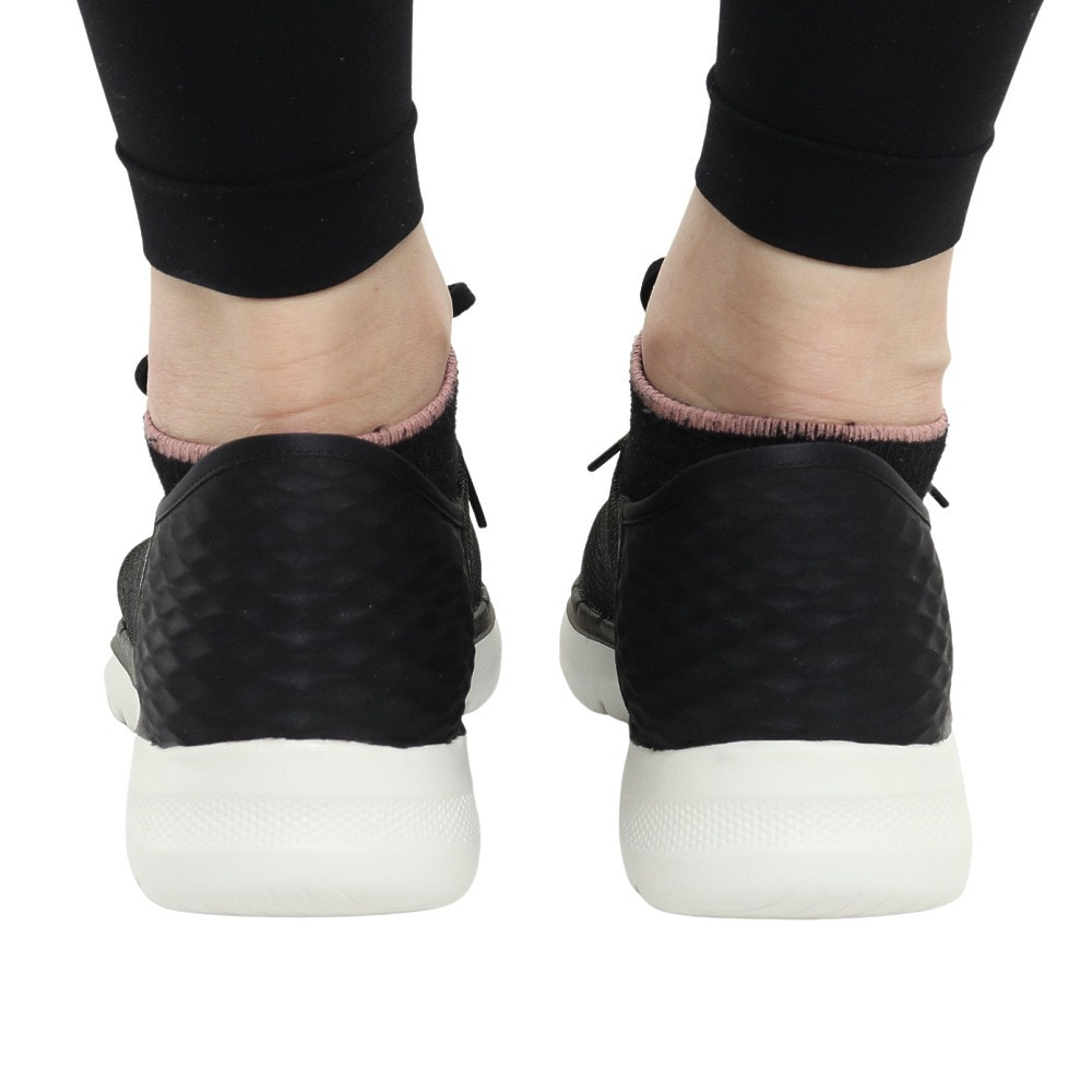スケッチャーズ（SKECHERS）（レディース） スニーカー ゴー ウォーク 6 ラブリー デイ ブラック 124568-BKW 通気性 スリップインズ