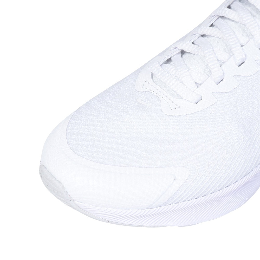 ナイキ（NIKE）（メンズ）スニーカー エアマックスニュアクシス ホワイト ブルー FD4329-100 スポーツシューズ 日常履き 通気性 快適性 クッション性  旅行