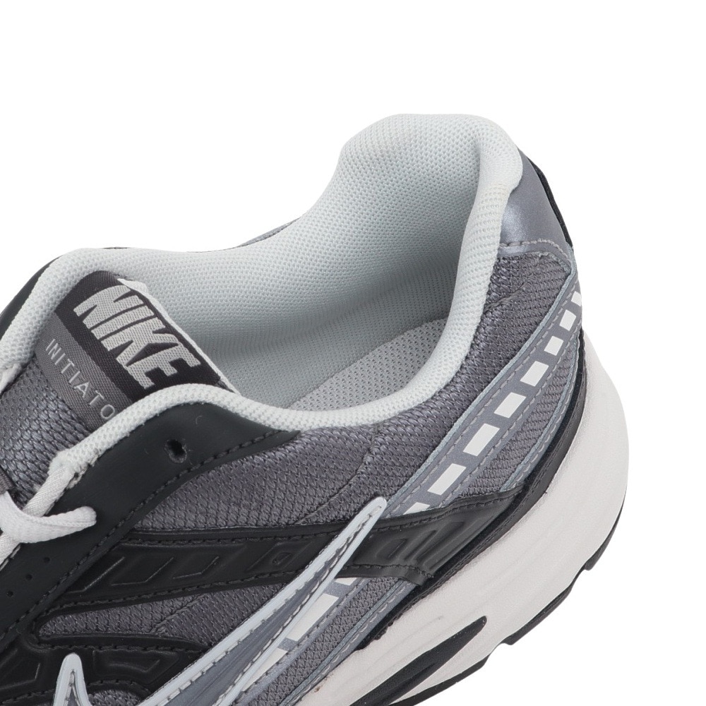 ナイキ（NIKE）（メンズ）スニーカー スポーツシューズ イニシエーター IB3083-001