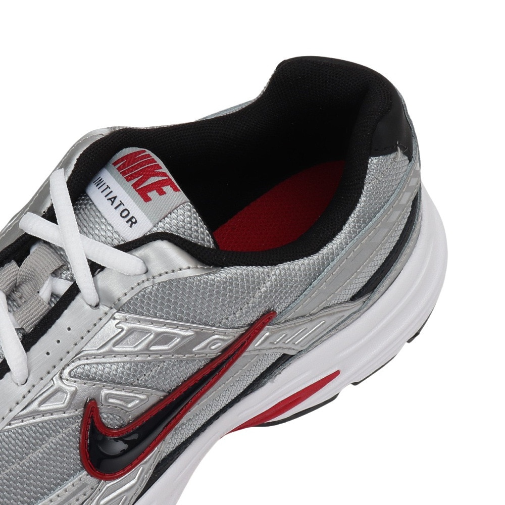 ナイキ（NIKE）（メンズ）スニーカー スポーツシューズ イニシエーター シルバー 394055-001 柔軟性 サポート性 快適性 クッション性