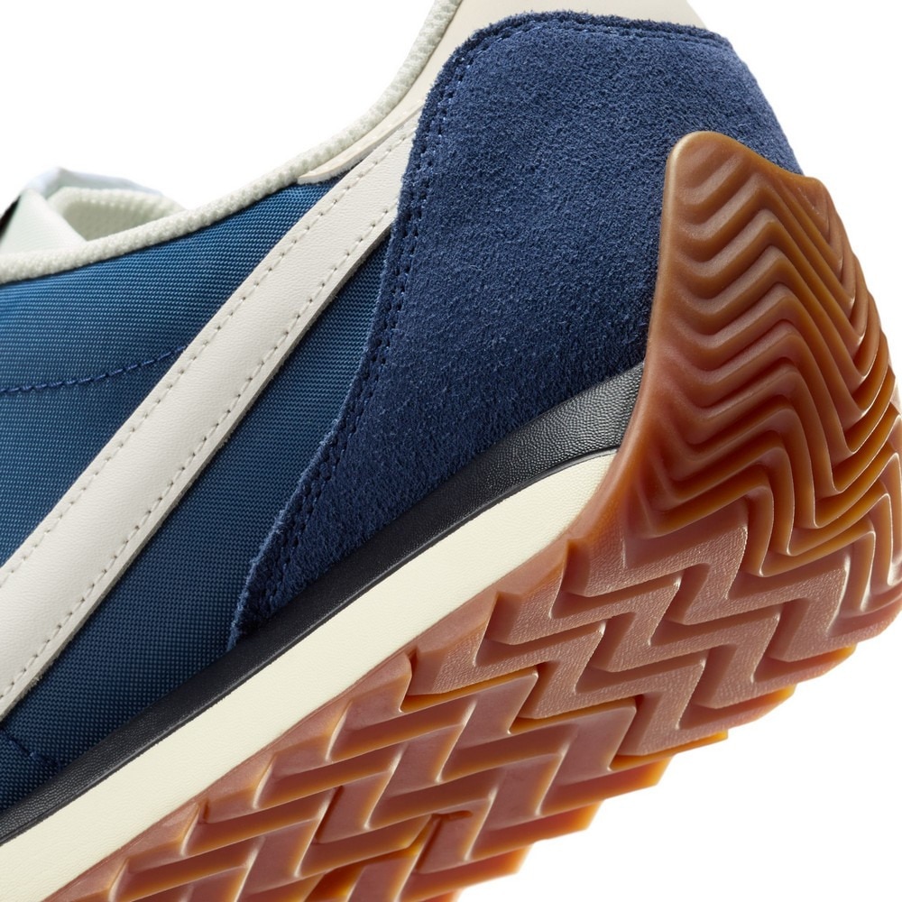 ナイキ（NIKE）（メンズ）スニーカー スポーツシューズ パシフィック HQ2052-401