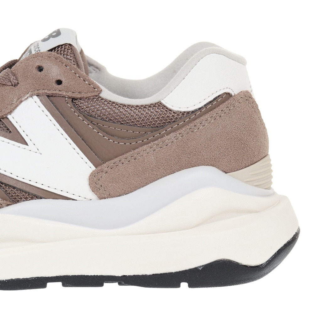 ニューバランス（new balance）（メンズ、レディース）スニーカー 57/40 5740 M5740 ESB D ベージュ ホワイト カジュアル スポーツシューズ タウン 日常履き