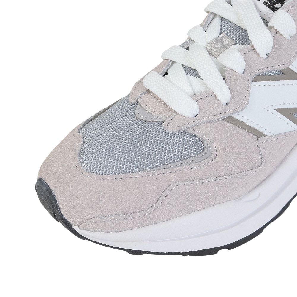 ニューバランス（new balance）（メンズ、レディース）スニーカー スポーツシューズ 57/40 M5740CAD