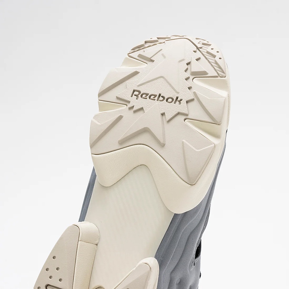 リーボック（REEBOK）（メンズ、レディース）スニーカー スポーツシューズ インスタポンプフューリー 94 ラックス レザー 100074906