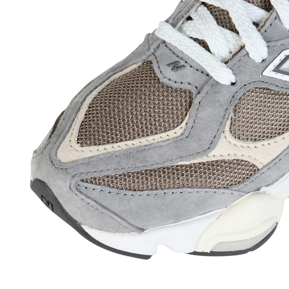 ニューバランス（new balance）（メンズ、レディース）スニーカー スポーツシューズ 9060 U9060LBAD