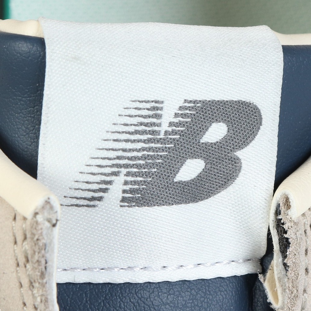 ニューバランス（new balance）（メンズ、レディース）スニーカー