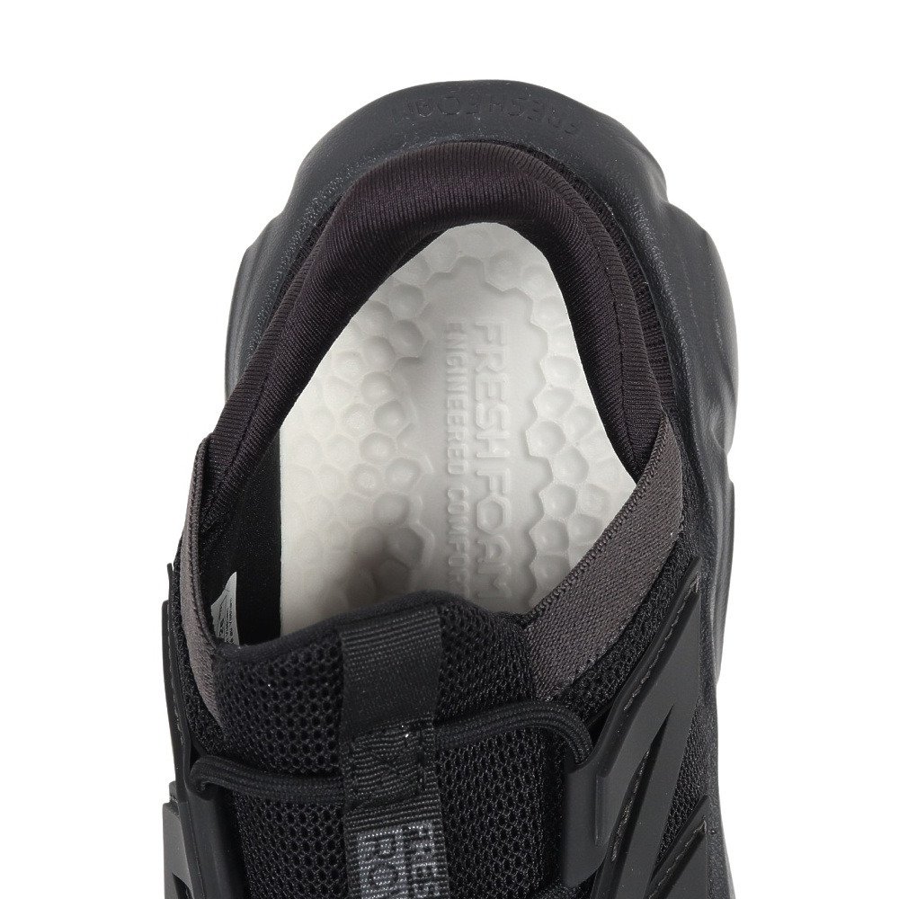 ニューバランス（new balance）（メンズ、レディース）スニーカー スポーツシューズ  フレッシュフォーム リカバリー v4 ブラック MCVRY1DW D