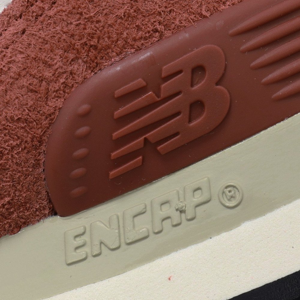 ニューバランス（new balance）（メンズ、レディース）スニーカー