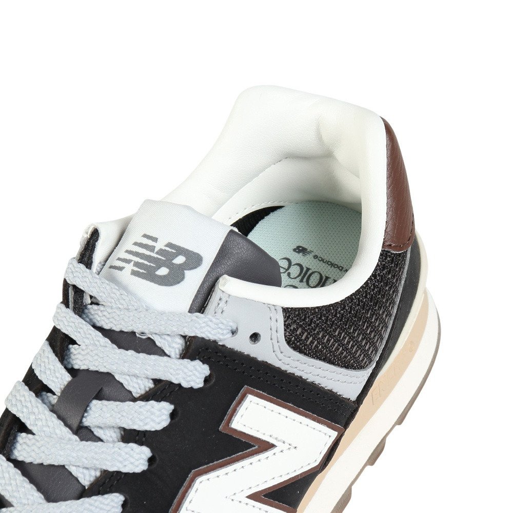 ニューバランス（new balance）（メンズ、レディース）スニーカー