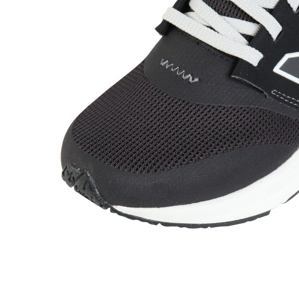 ニューバランス（new balance）（メンズ、レディース）スニーカー