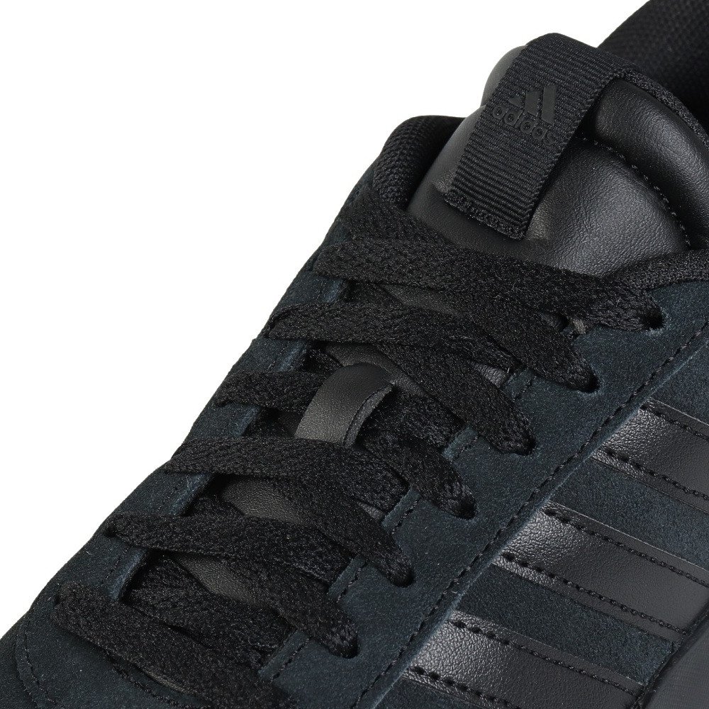 アディダス（adidas）（メンズ、レディース）スニーカー スポーツ
