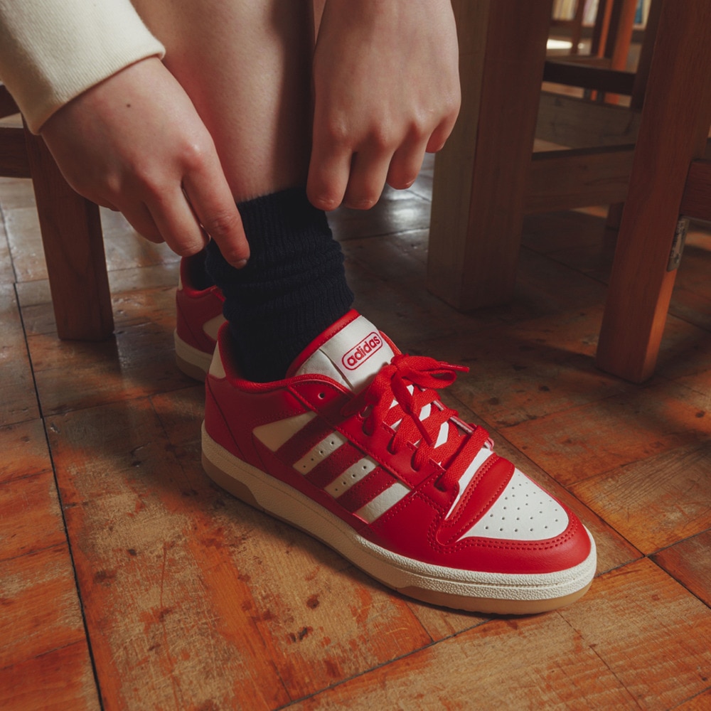 アディダス（adidas）（メンズ、レディース）古園井寧々　スニーカー スポーツシューズ BREAK START IH7964