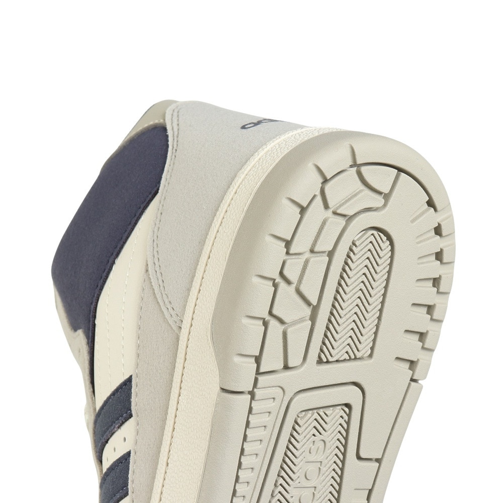 アディダス（adidas）（メンズ、レディース）スニーカー スポーツシューズ ターンアラウンド ミッド グレー JS3402 カジュアルシューズ スポーツ