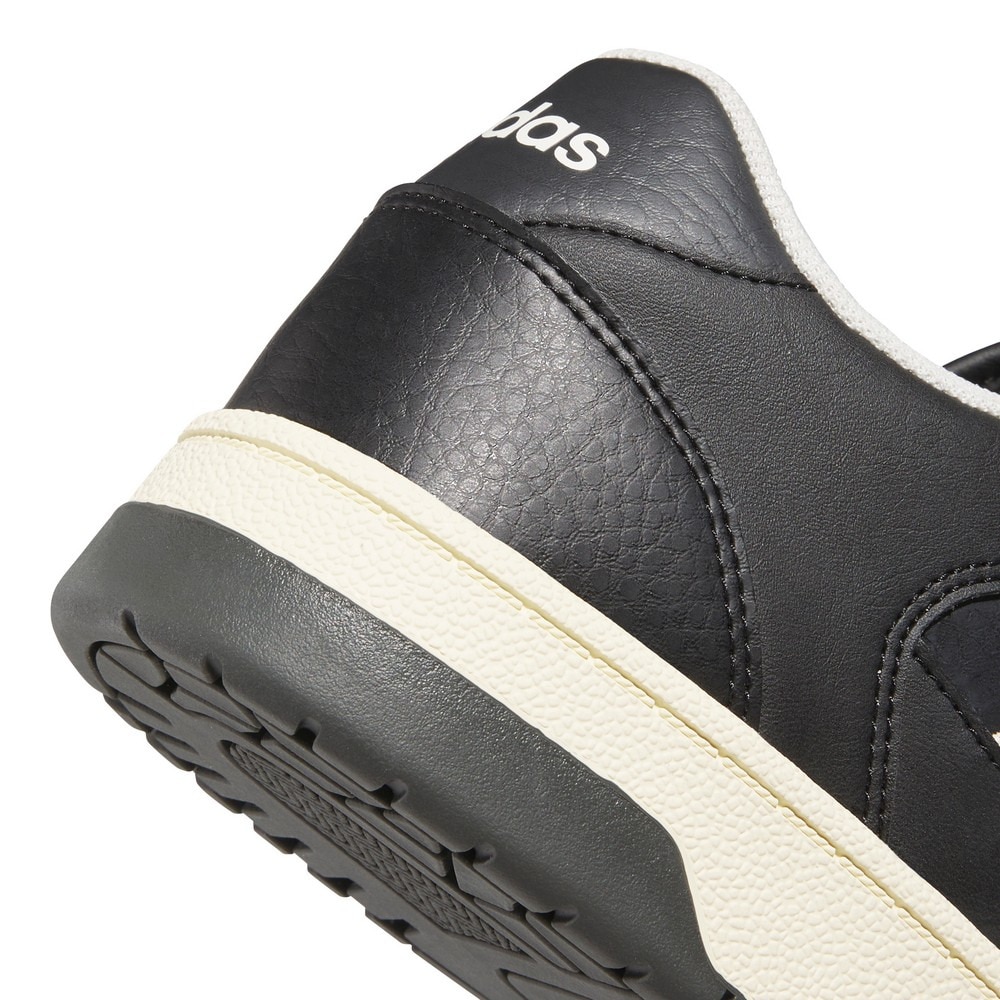 アディダス（adidas）（メンズ、レディース）スニーカー スポーツシューズ ブレイクスタート NKA22-JS2263