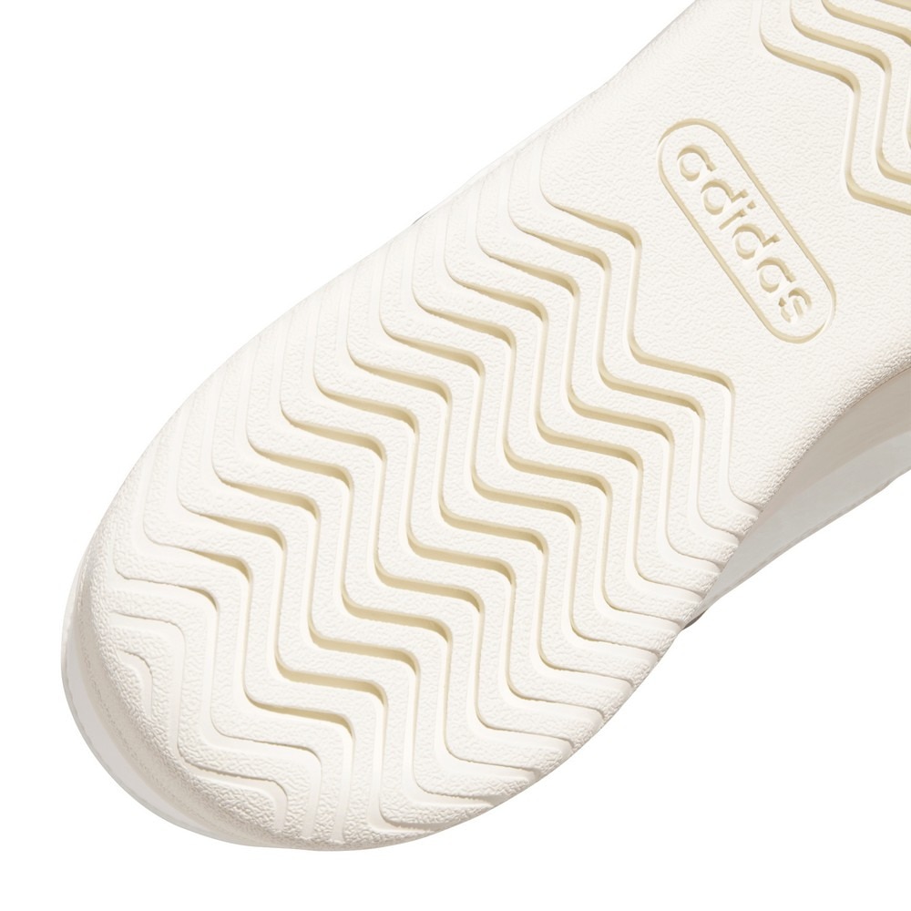 アディダス（adidas）（メンズ、レディース）スニーカー スポーツシューズ ターンアラウンド OPV58-HQ2623