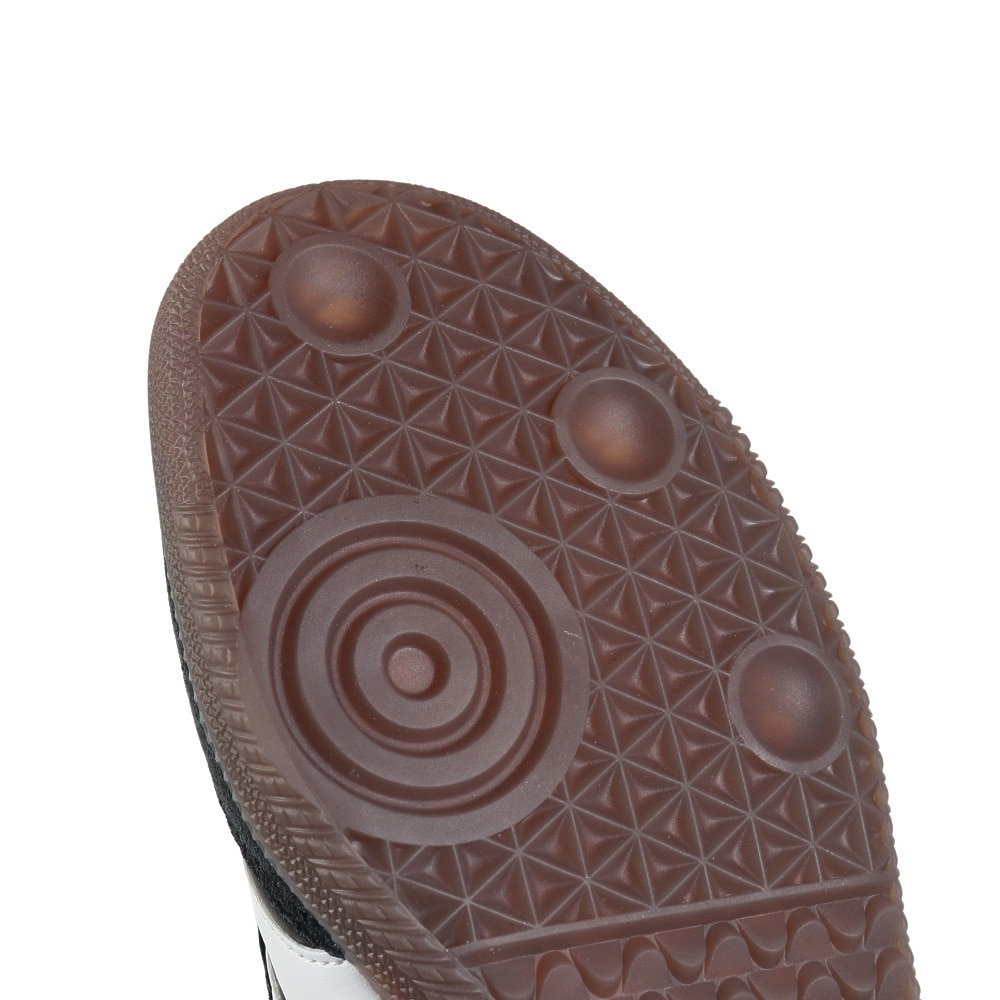 アディダス（adidas）（メンズ）スニーカー スポーツシューズ プレデター フリースタイル IN インドア用 ID3833