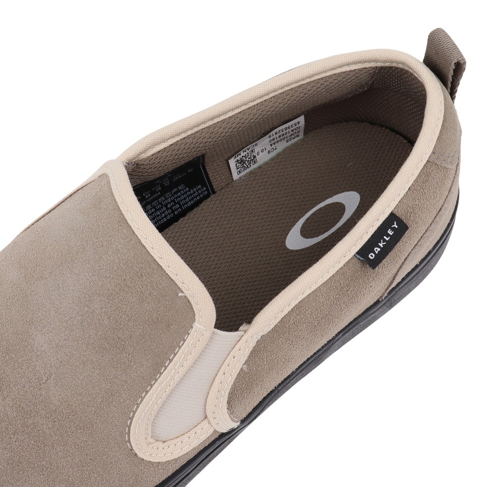 オークリー（OAKLEY）（メンズ）スニーカー ボーダーシューズ Banks Slip-On FOF100554-7C9