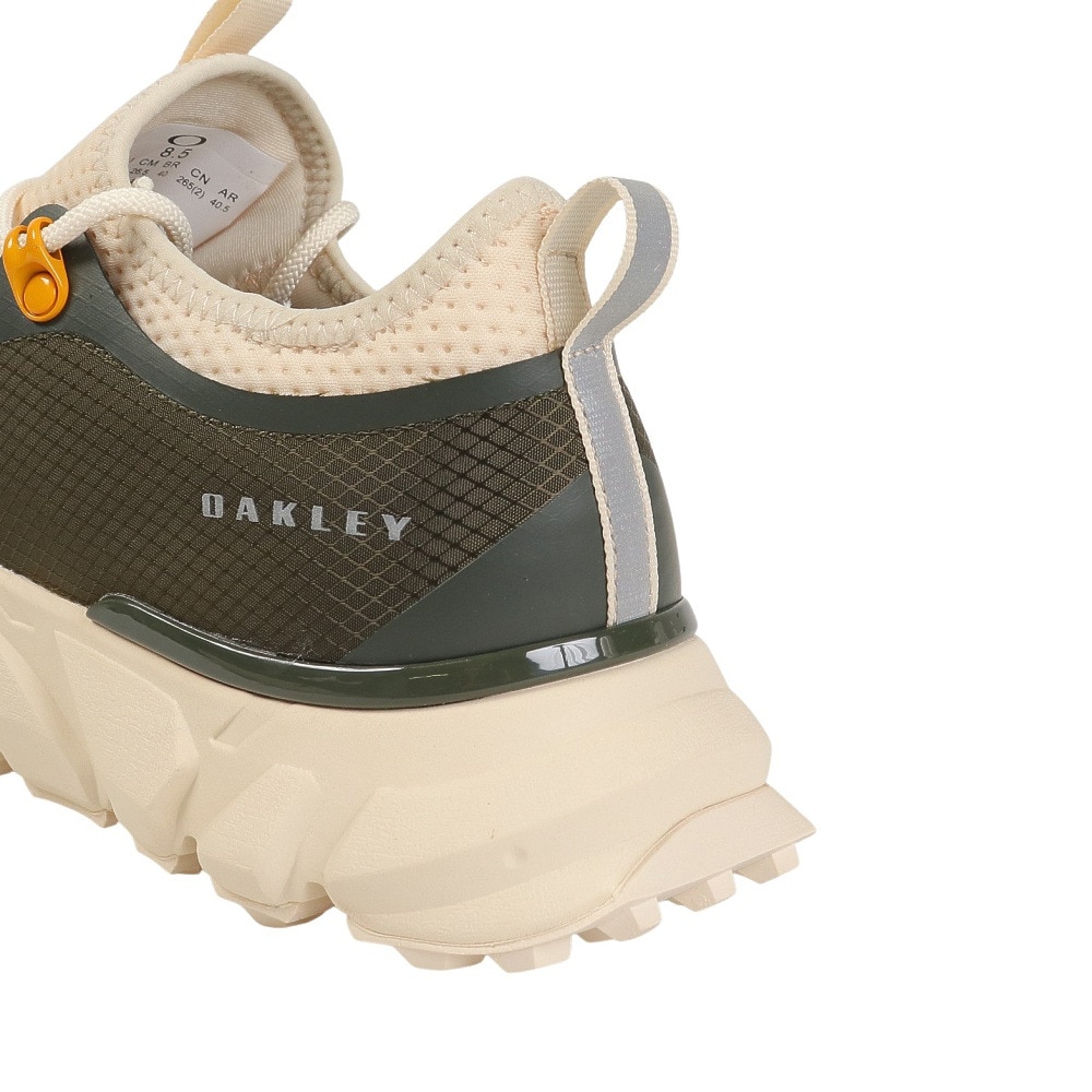 オークリー（OAKLEY）（メンズ）スニーカー Light Shield ブラウン FOF100349-86L アウトドア スポーツ シューズ デイリーユース 街履き 普段履き 防水 厚底