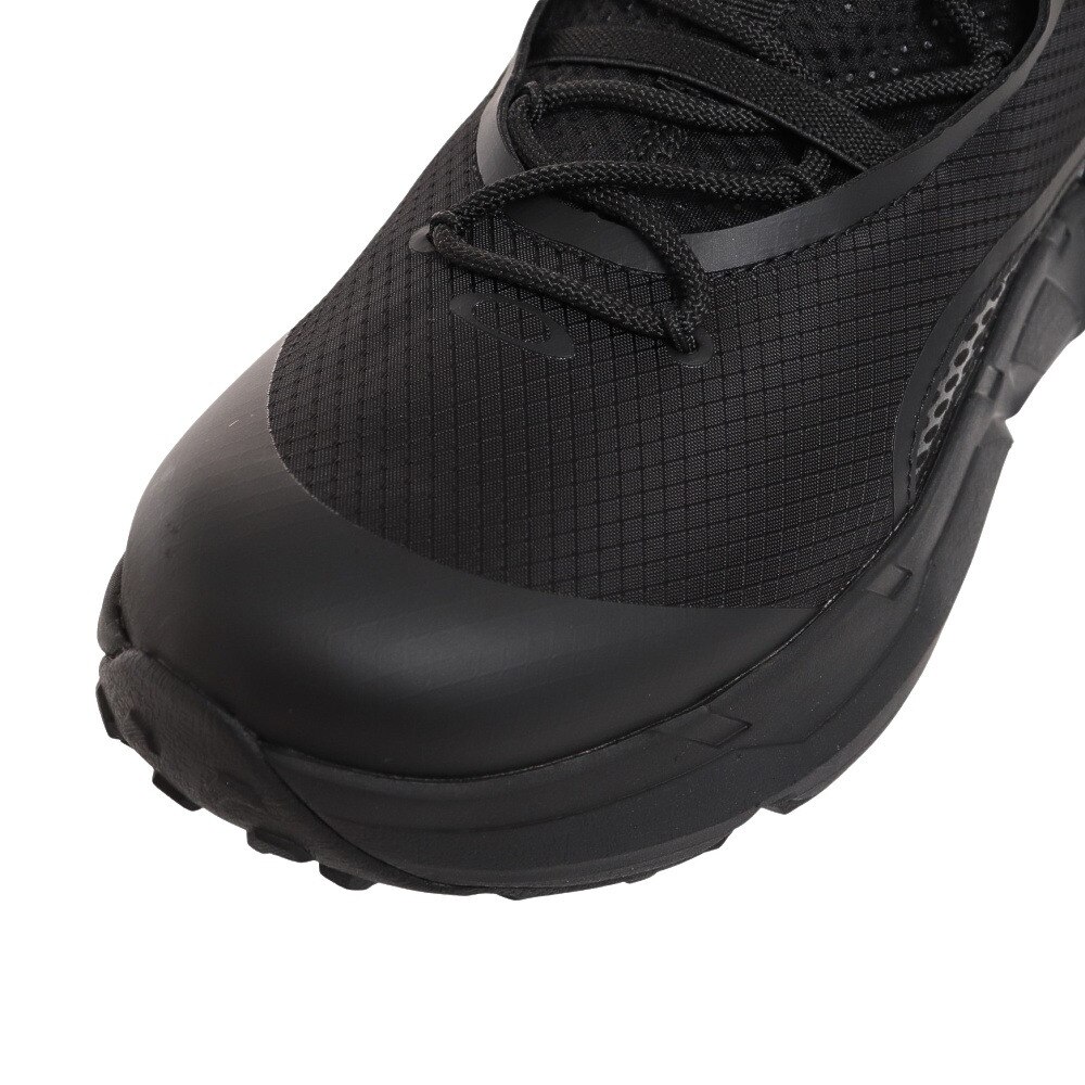 オークリー（OAKLEY）（メンズ）スニーカー 黒 メンズ ライトシールド Light Shield ブラック FOF100349-02Y スニーカー アウトドアシューズ 伸縮性 通勤 通学★★★