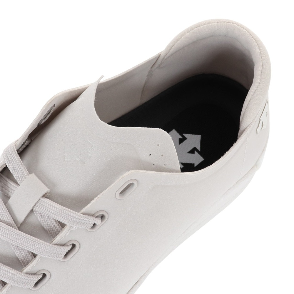 デサント（DESCENTE）（メンズ、レディース）スニーカー ウェイサー LO ホワイト DM1VJC20WH スポーツ カジュアル シューズ クッション性 防水 雨 雨天