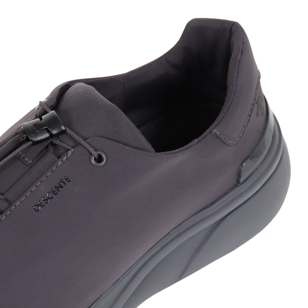 デサント（DESCENTE）（メンズ、レディース）スニーカー スポーツシューズ ウェイサーRE 2.1 DM2WJC20GY 防水