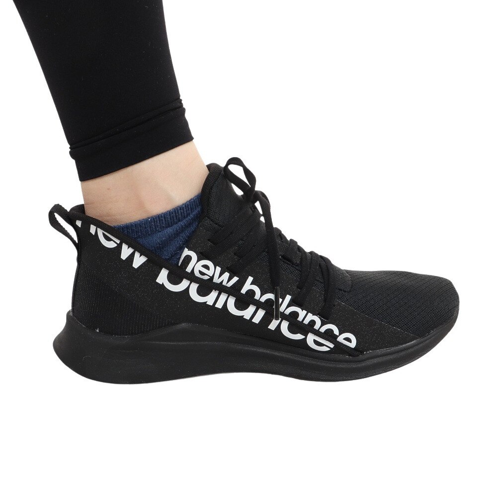 ニューバランス（new balance）（レディース）スニーカー 黒 レディース フレッシュフォーム Fresh Foam Powher ブラック WPHERCB1D 通学 通勤 トレーニング★★★