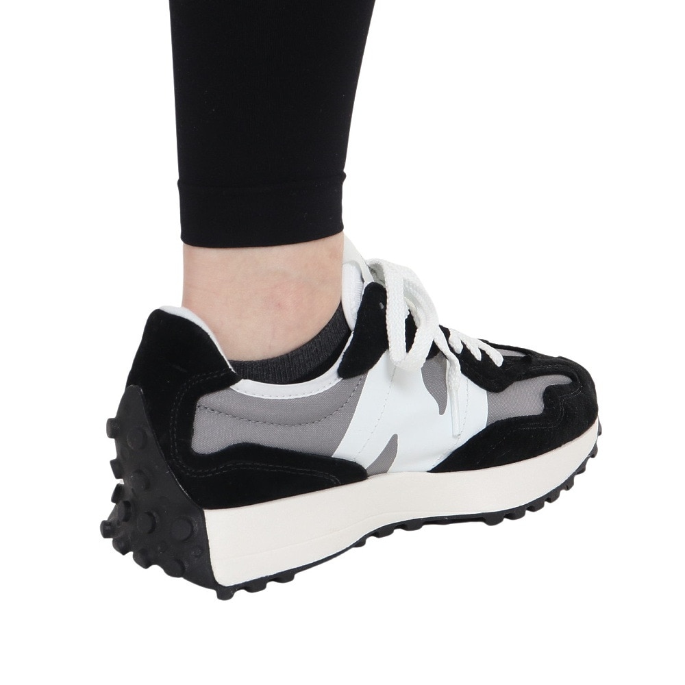ニューバランス（new balance）（レディース）スニーカー 327 EC ブラック U327WECD スポーツ カジュアル シューズ スエード 普段履き タウン 