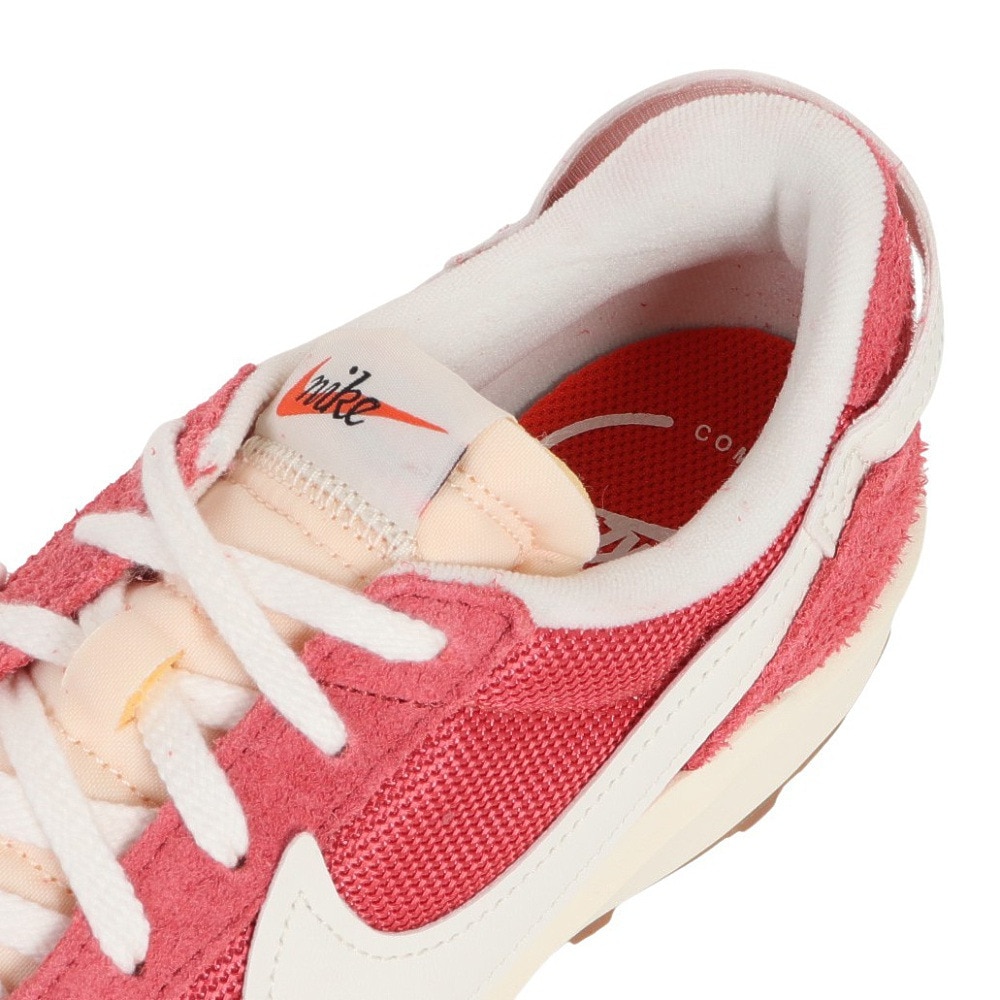 ナイキ（NIKE）（レディース）スニーカー スポーツシューズ ワッフル デビュー ビンテージ DX2931-600