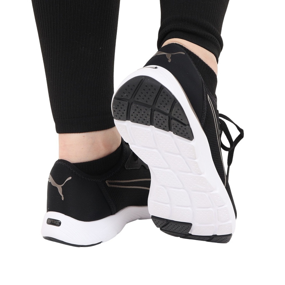 プーマ（PUMA）（レディース）スニーカー ソフトライド レミフェム ブラック 37937801 スポーツ ランニングシューズ クッション性 軽量 通気性