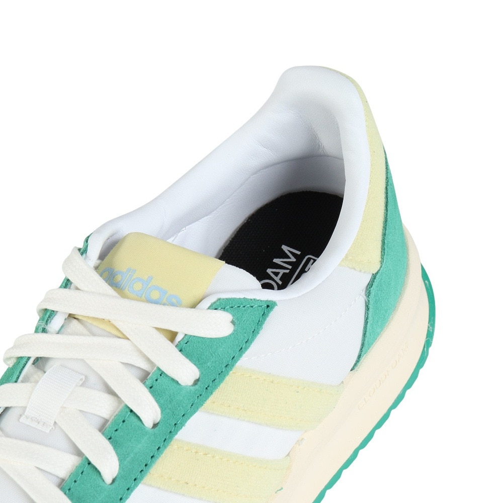 アディダス（adidas）（レディース）スニーカー スポーツシューズ ラン 70s 2.0 JQ7311