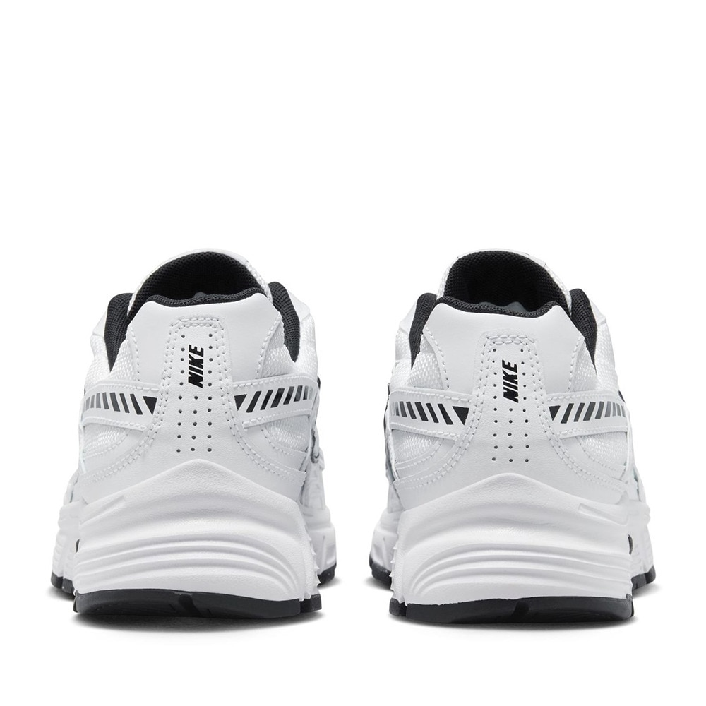 ナイキ（NIKE）（レディース）スニーカー スポーツシューズ イニシエーター FQ6873-101