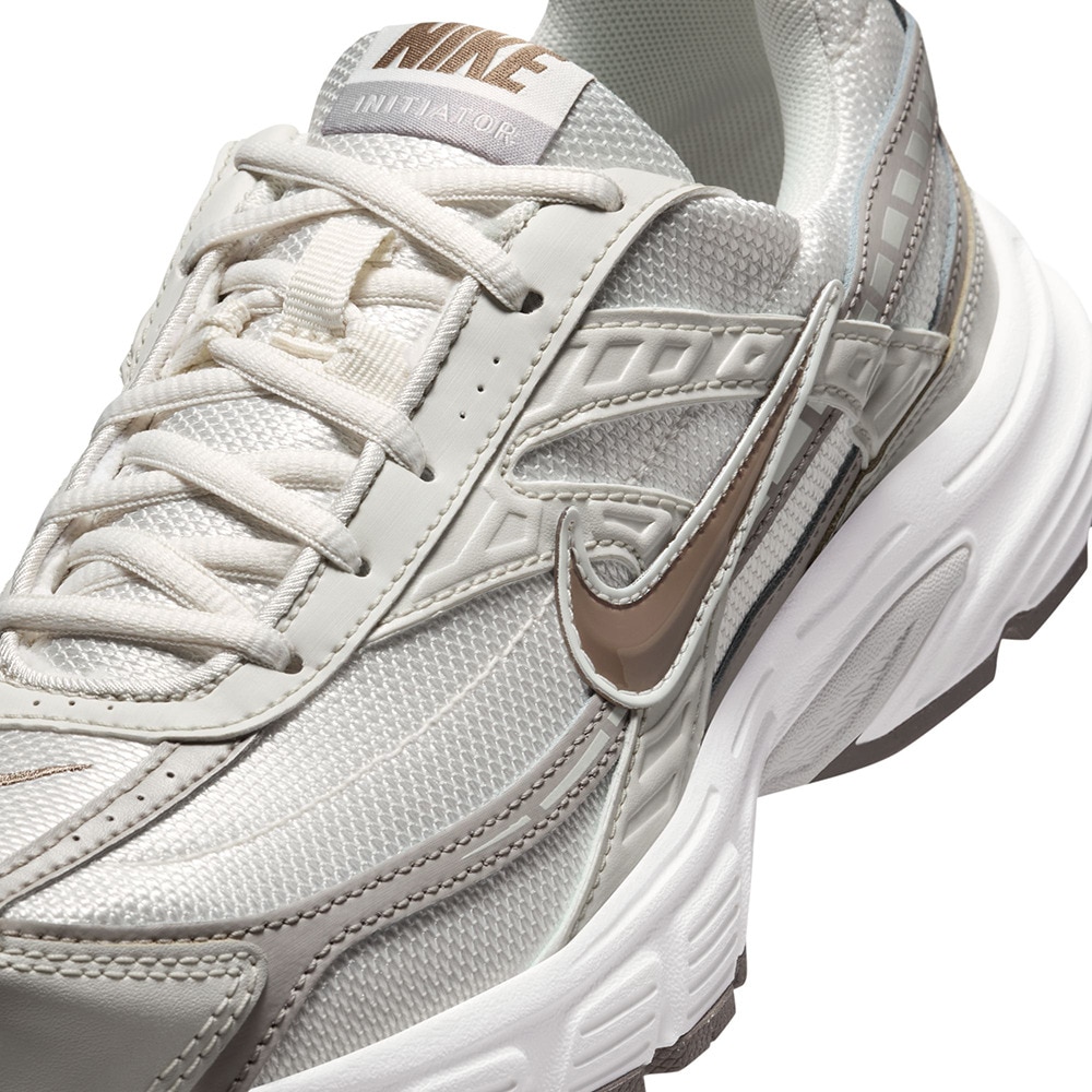 ナイキ（NIKE）（レディース）スニーカー スポーツシューズ イニシエーター IB4339-001