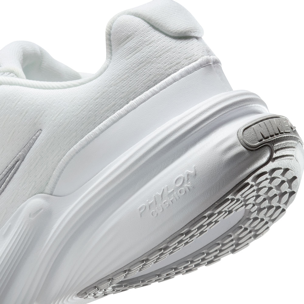 ナイキ（NIKE）（レディース）スニーカー スポーツシューズ アップリフト SC IB2766-101