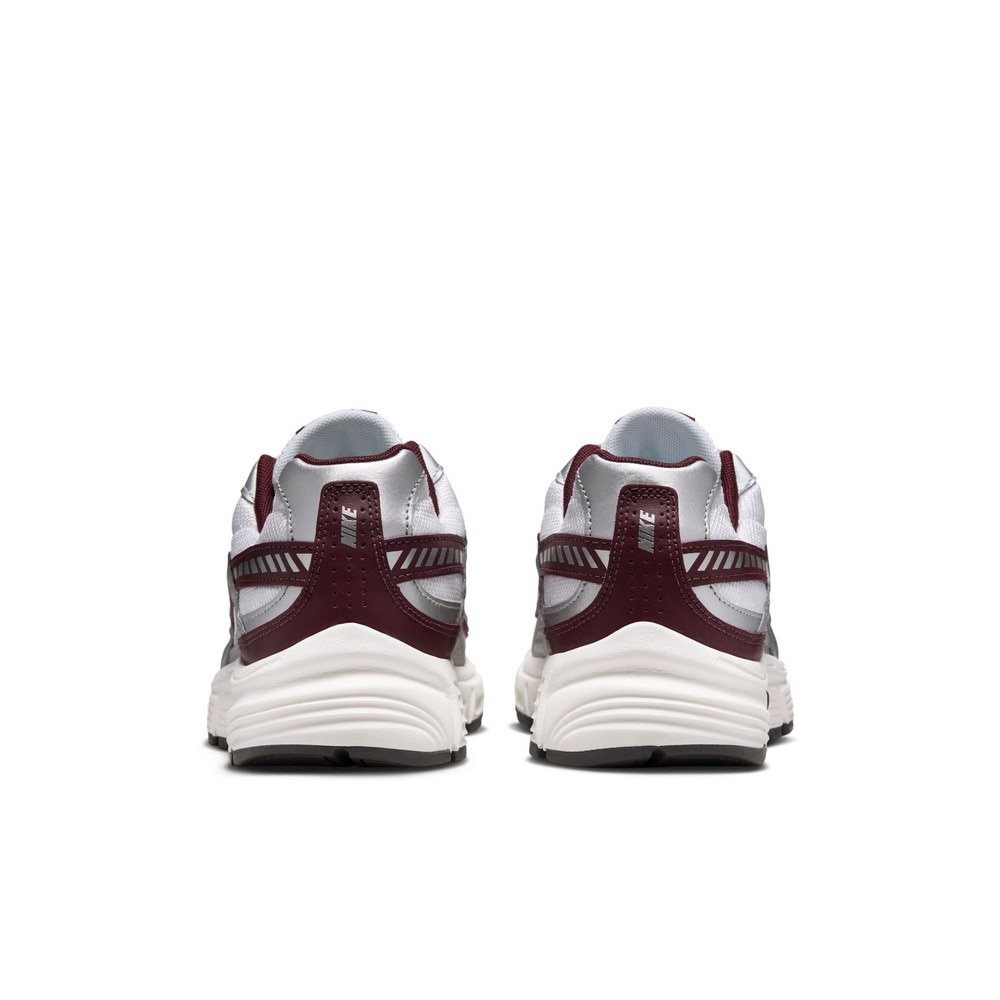 ナイキ（NIKE）（レディース）スニーカー スポーツシューズ イニシエーター IB4688-111