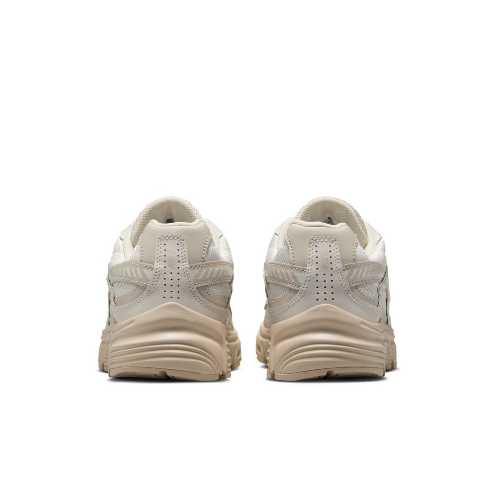 ナイキ（NIKE）（レディース）スニーカー スポーツシューズ イニシエーター 394053-103