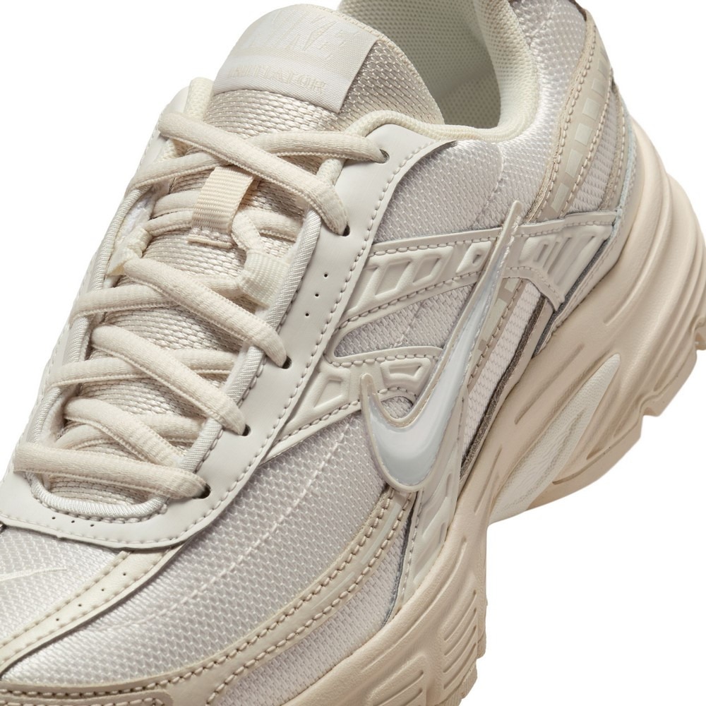 ナイキ（NIKE）（レディース）スニーカー スポーツシューズ イニシエーター 394053-103