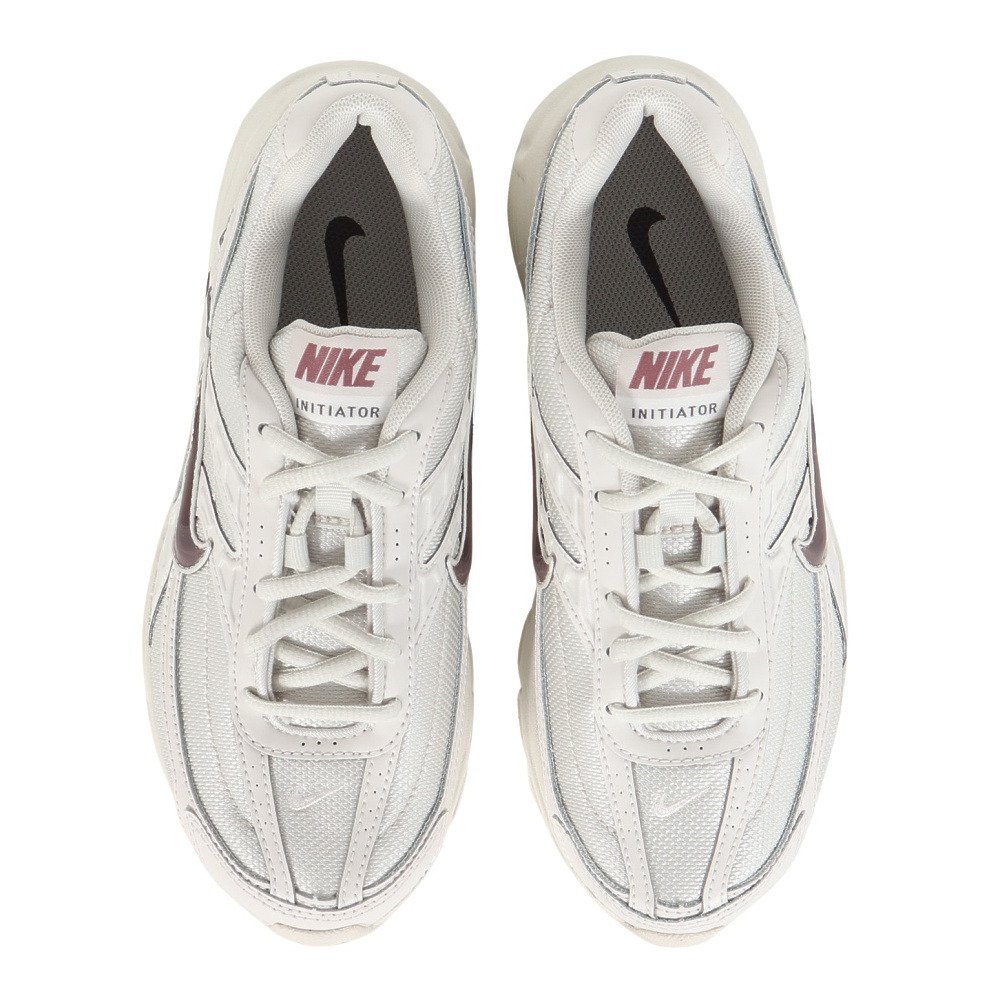 ナイキ（NIKE）（レディース）スニーカー スポーツシューズ イニシ