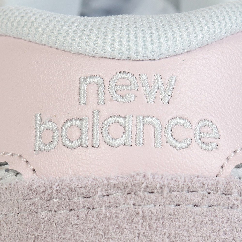 ニューバランス（new balance）（レディース）スニーカー スポーツ