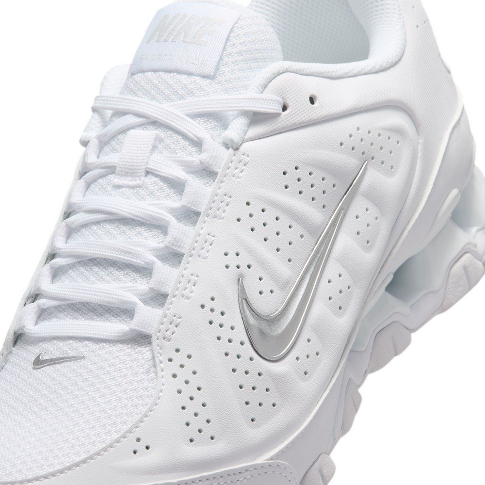 NIKEスニーカー ナイキ（NIKE）（レディース）スニーカー スポーツシューズ REAX 8 NSW