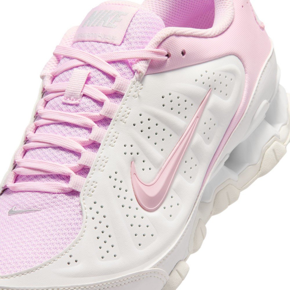 ナイキ（NIKE）（レディース）スニーカー スポーツシューズ REAX 8 NSW