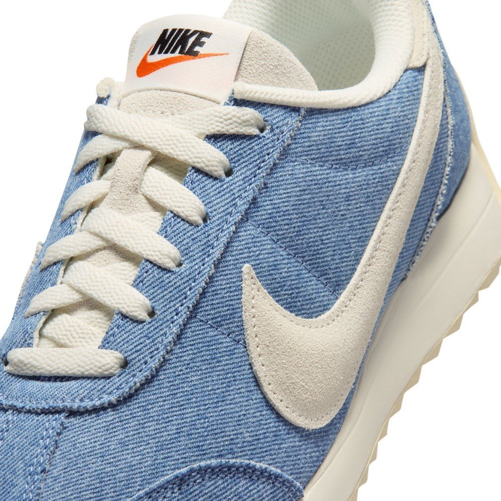 ナイキ（NIKE）（レディース）スニーカー スポーツシューズ