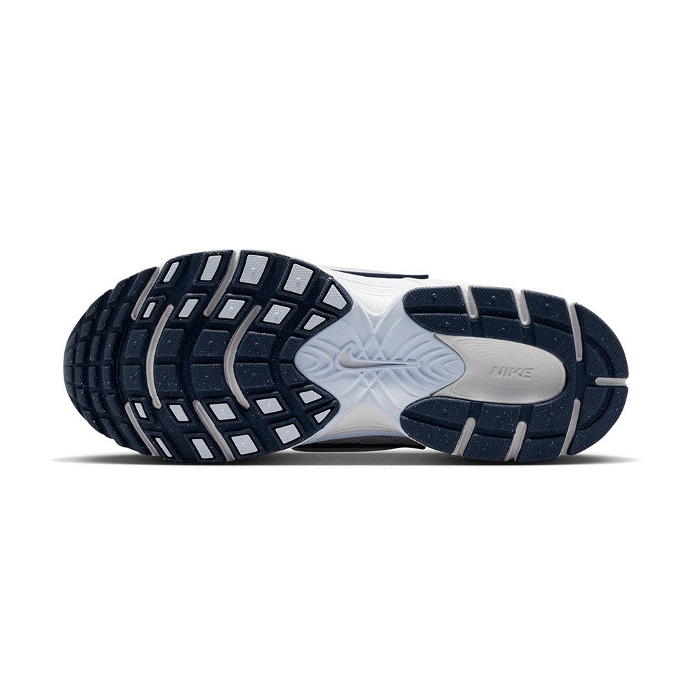ナイキ（NIKE）（レディース）スニーカー スポーツシューズ V5 RNR