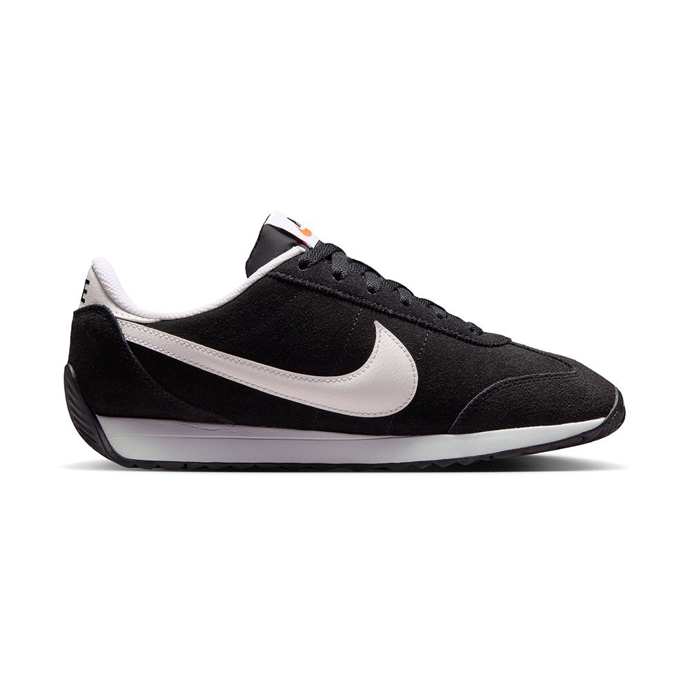 ナイキ（NIKE）（レディース）スニーカー スポーツシューズ