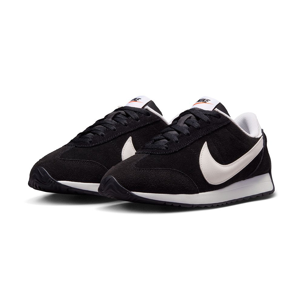 ナイキ（NIKE）（レディース）スニーカー スポーツシューズ