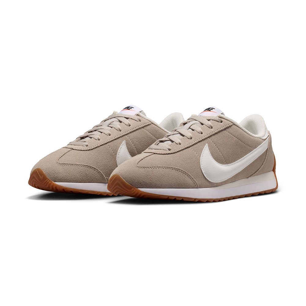 ナイキ（NIKE）（レディース）スニーカー スポーツシューズ