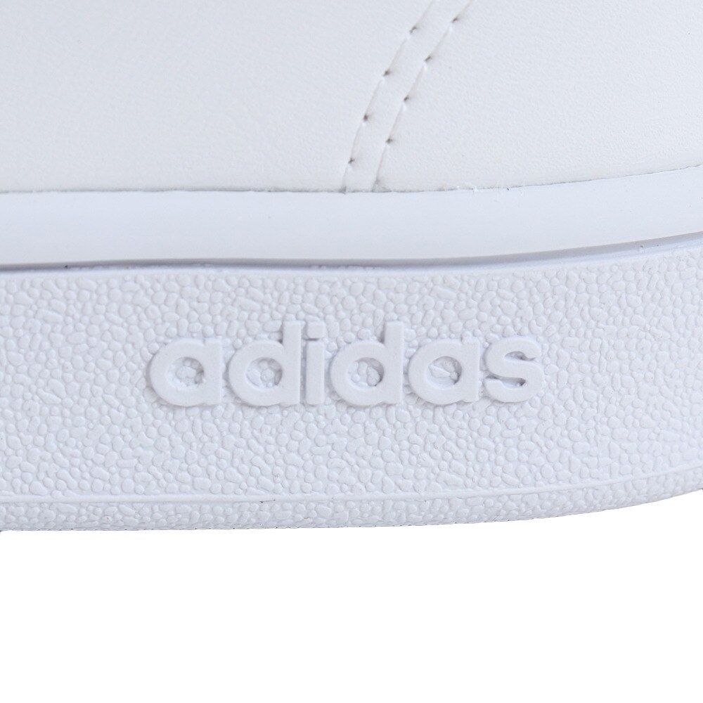 アディダス（adidas）（レディース、キッズ）アドバンコート K 白 ホワイト グリーン EF0213 スニーカー 通学 カジュアル シンプル 運動靴 アウトドア